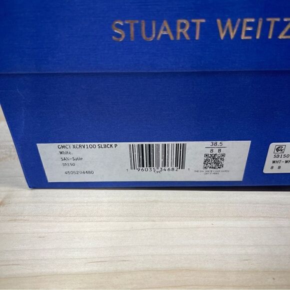 Stuart Weitzman
crystal-embellished slingback 110mm pumps - Picture 6 of 11